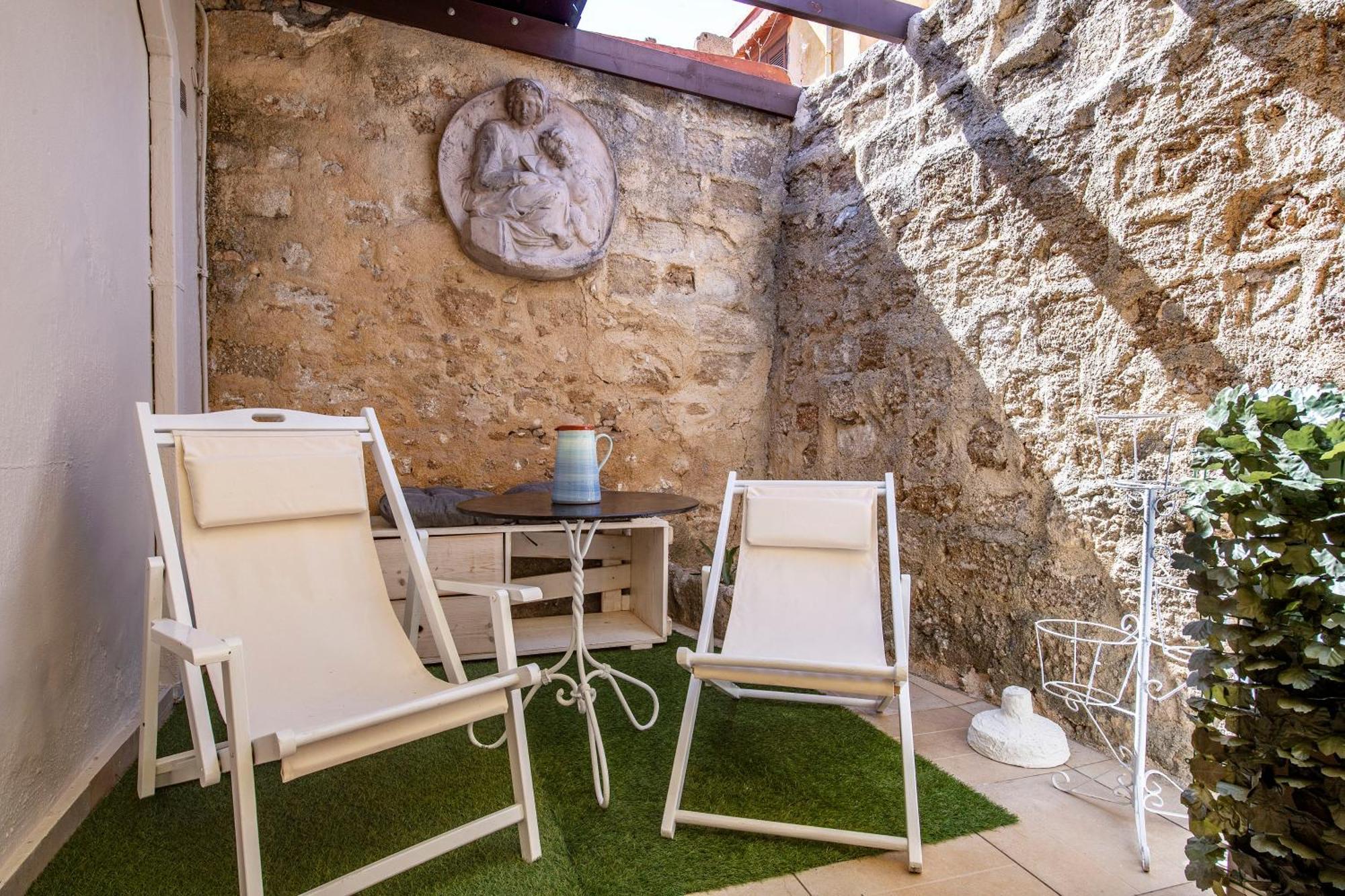 Old Town Corner Luxury Studios Rhodes City Ngoại thất bức ảnh